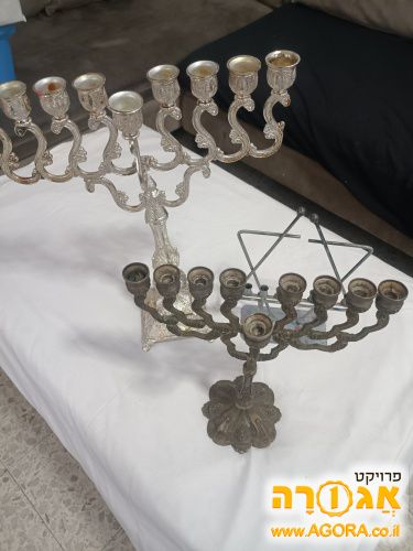 חנוכיות