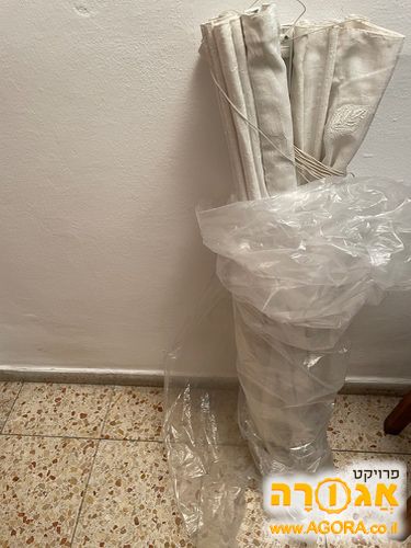 זוג וילונות רומיים עם דוגמא עדינה