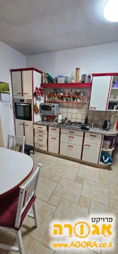 ארונות מטבח ושיש