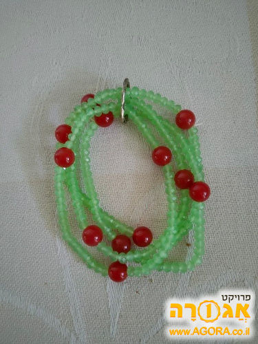 צמיד חרוזים