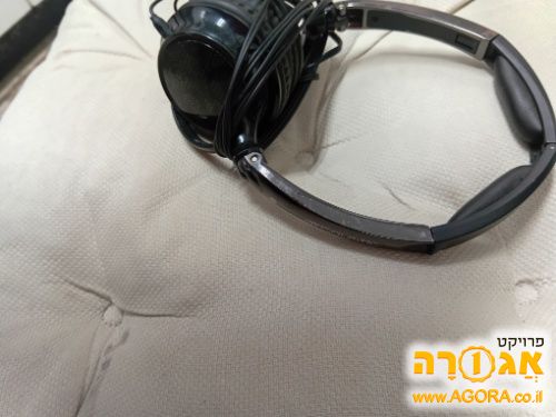 אוזניות מעל הראש