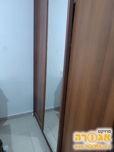 ארון הזזה גדול