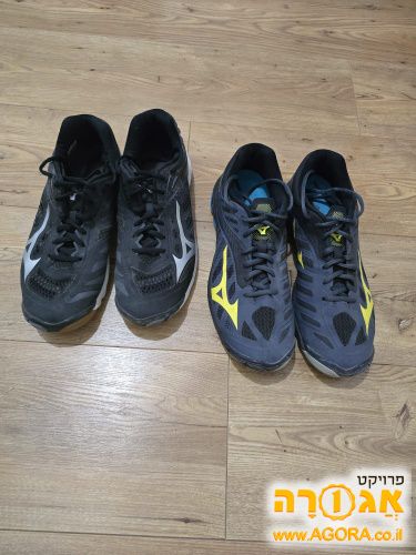 נעלי כדור עף