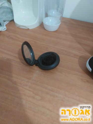 מראה + מסרק