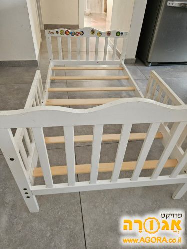 מיטת מעבר לילד