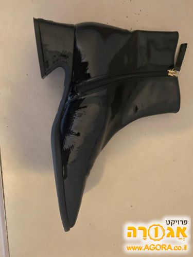 מגפוני אשה