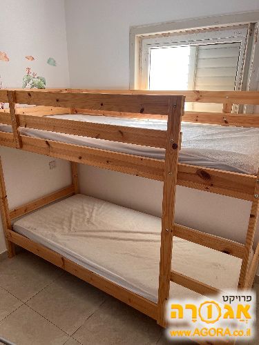 מיטת קומותיים מעץ