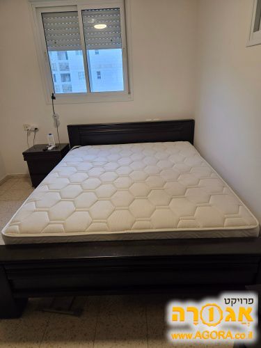 מיטה זוגית