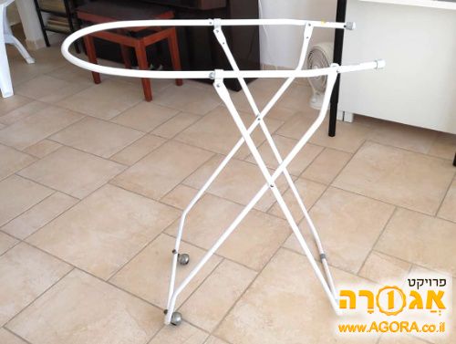 מעמד לאמבטיה לתינוק מדגם ליטף