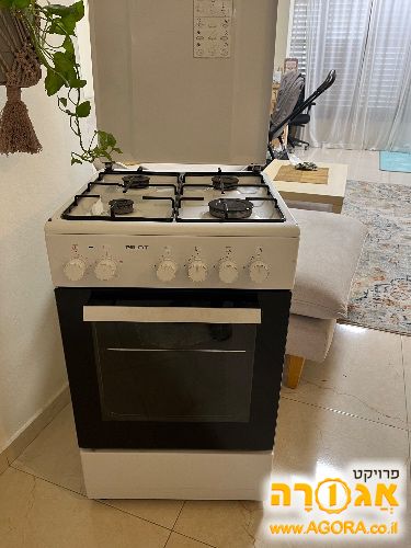 תנור עם גז