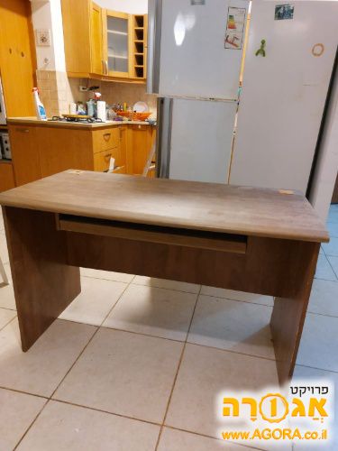 שולחן כתיבה
