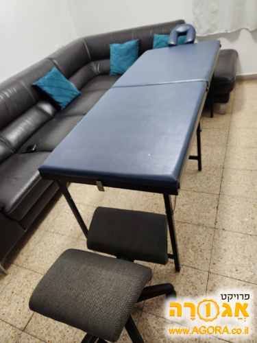 מיטת טיפולים + כסא