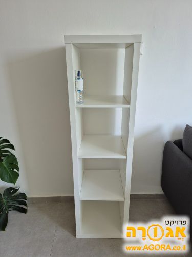 כוננית מדפים