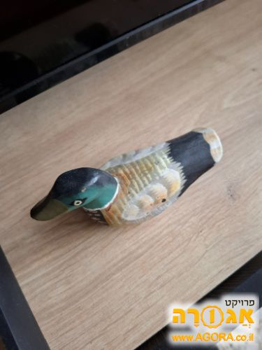 פסל של ברווז