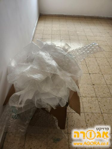 קרטונים ופצפצים