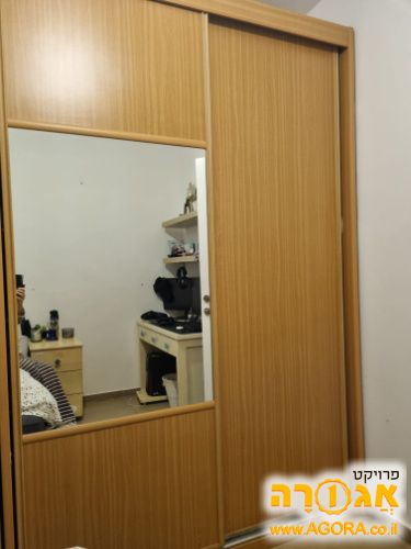 ארון בגדים