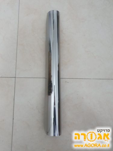 יריעת הצללה להדבקה על חלון