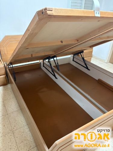 מיטה זוגית יהודית