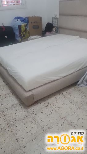 מיטה מתכווננת