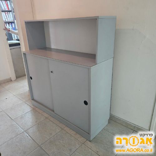 כוננית קלסרים