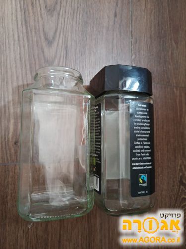 צנצנות קפה קטנות