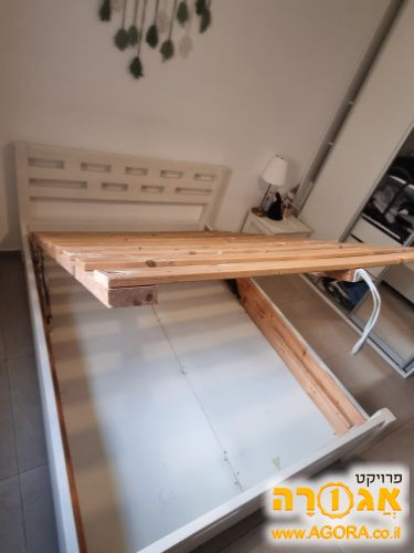 מיטה זוגית