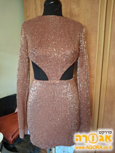 שמלת פאייטים