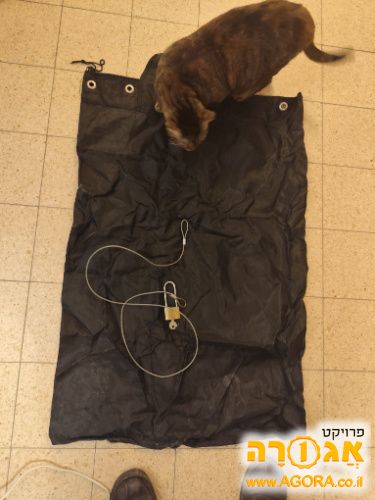 כיסןיים לתרמיל גב עם כבל סגירה