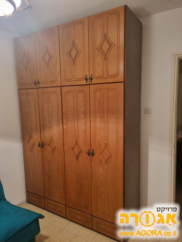 ארון 4 דלתות