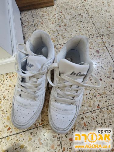 נעלי ספורט