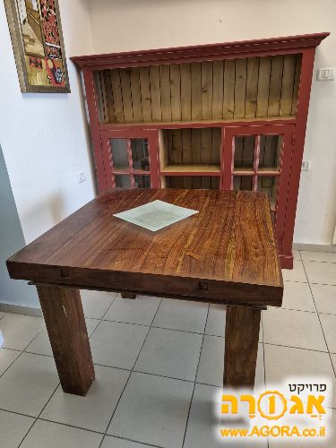 שולחן אוכל מעץ מלא