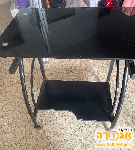 שולחן מחשב