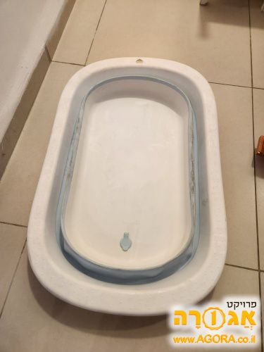 אמבטיה מתקפלת