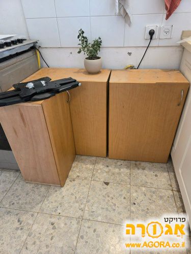 ארונות