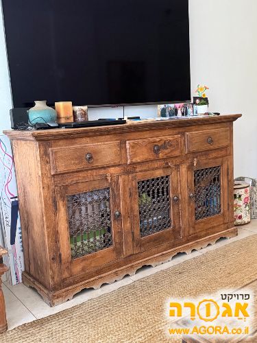 מזנון / ארונית סלון