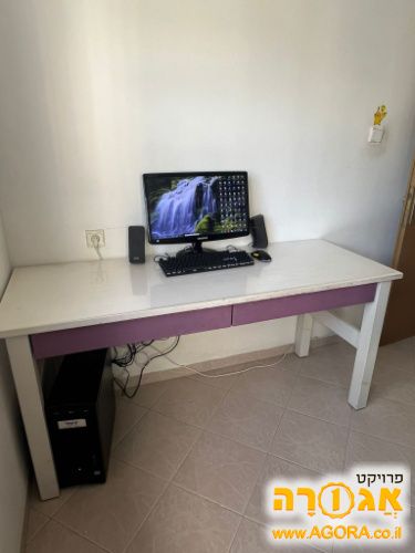 מיטה +מיטה חבר עם מזרונים ושולחן כתיבה