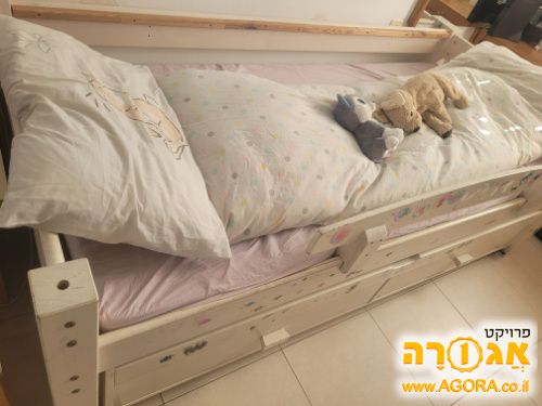 מיטת ילד