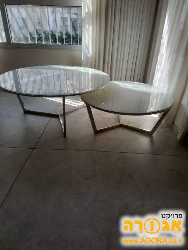 זוג שולחנות קפה