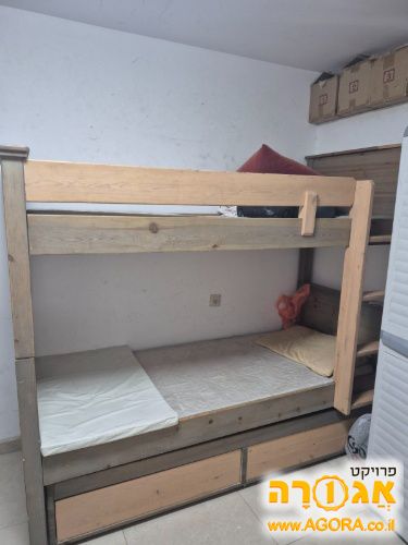 מיטת קומותיים