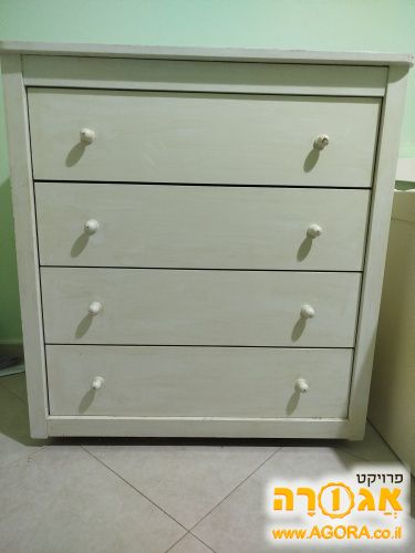 שידת החתלה