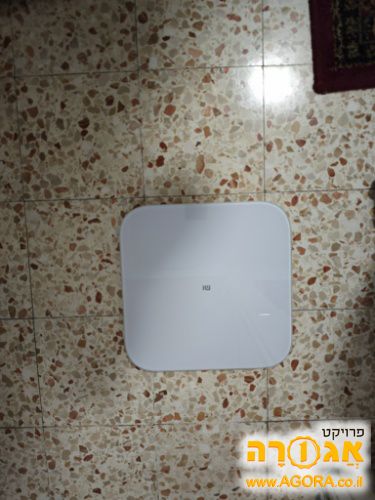 משקל אדם דיגיטלי של חברתmi