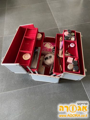 ארגז איפור