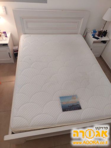 מזרן ובסיס מיטה