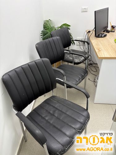 כסאות