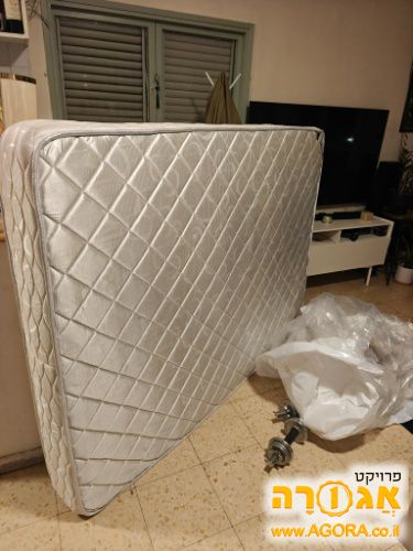 מזרן זוגי כמעט חדש (חודשיים שימוש)