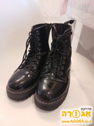 מגפונים שחורים
