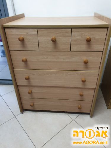 שידת תינוק