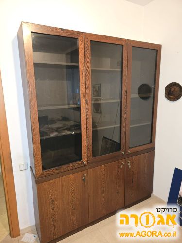 ארון קיר למסירה מתל אביב