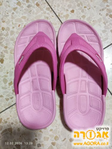 כפכפים לילדה