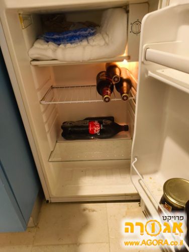 מקרר קטן